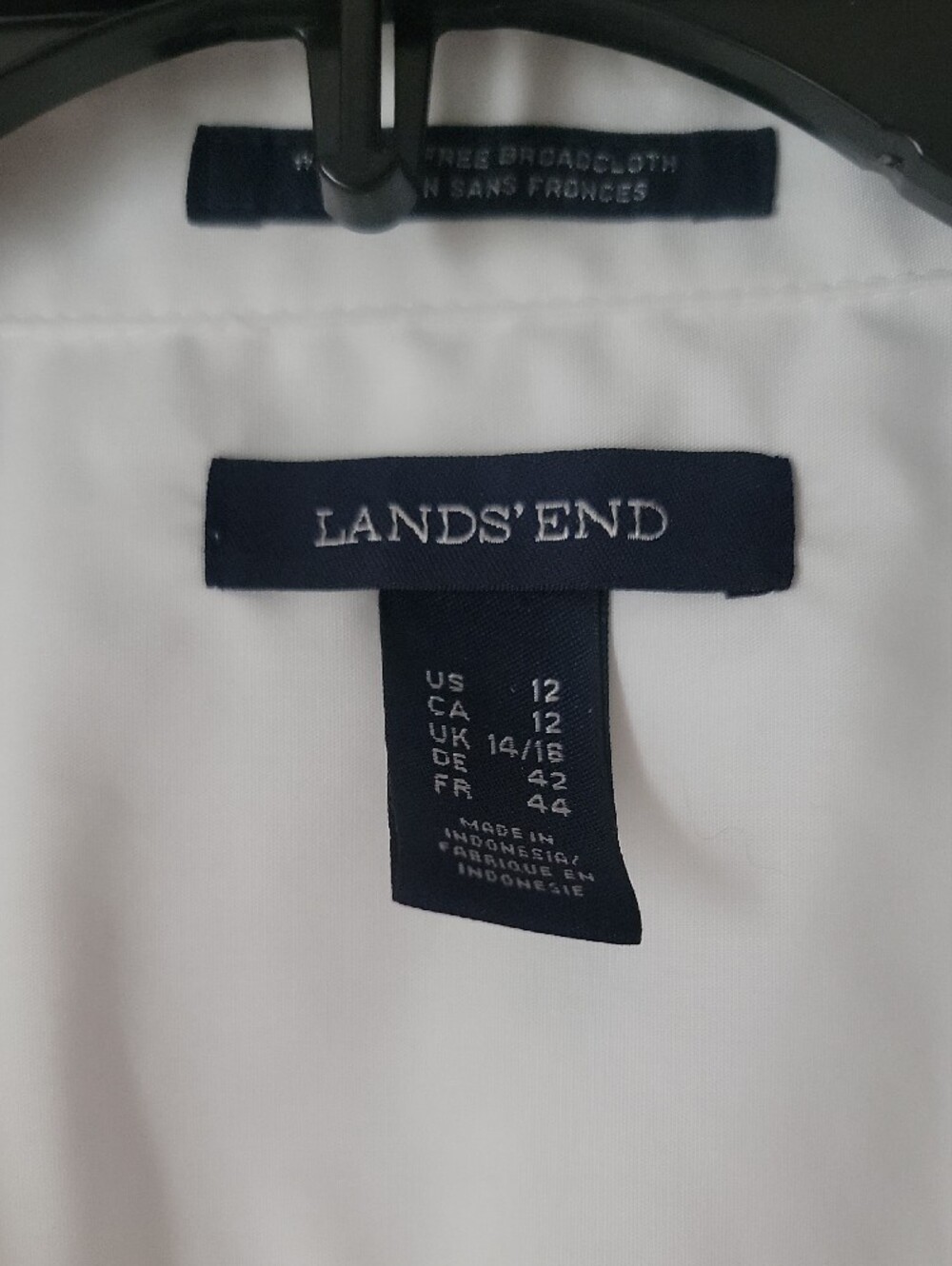 Lands' End Women's White Short-Sleeve Button-Up Shirt - Picture 2 of 5